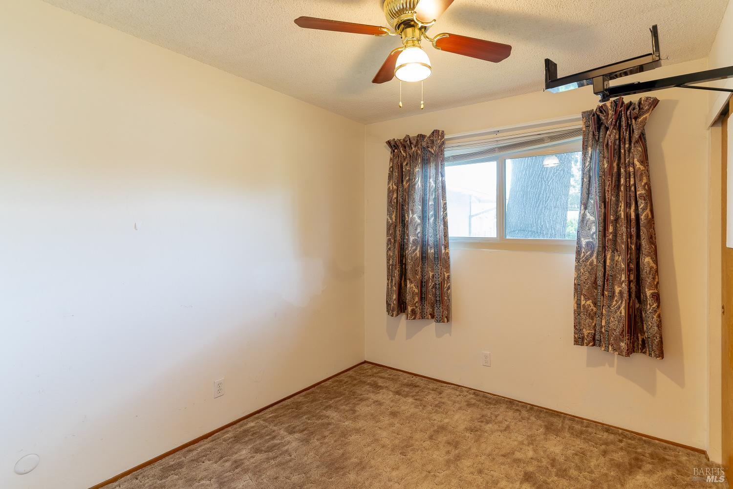 Detail Gallery Image 12 of 27 For 3042 Beecham St, Napa,  CA 94558 - 3 Beds | 2 Baths