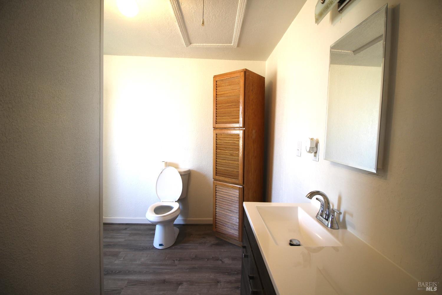 Detail Gallery Image 11 of 27 For 206 Woodrow Ave, Vallejo,  CA 94591 - 3 Beds | 2 Baths