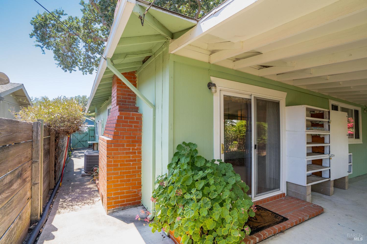 Detail Gallery Image 24 of 27 For 3042 Beecham St, Napa,  CA 94558 - 3 Beds | 2 Baths