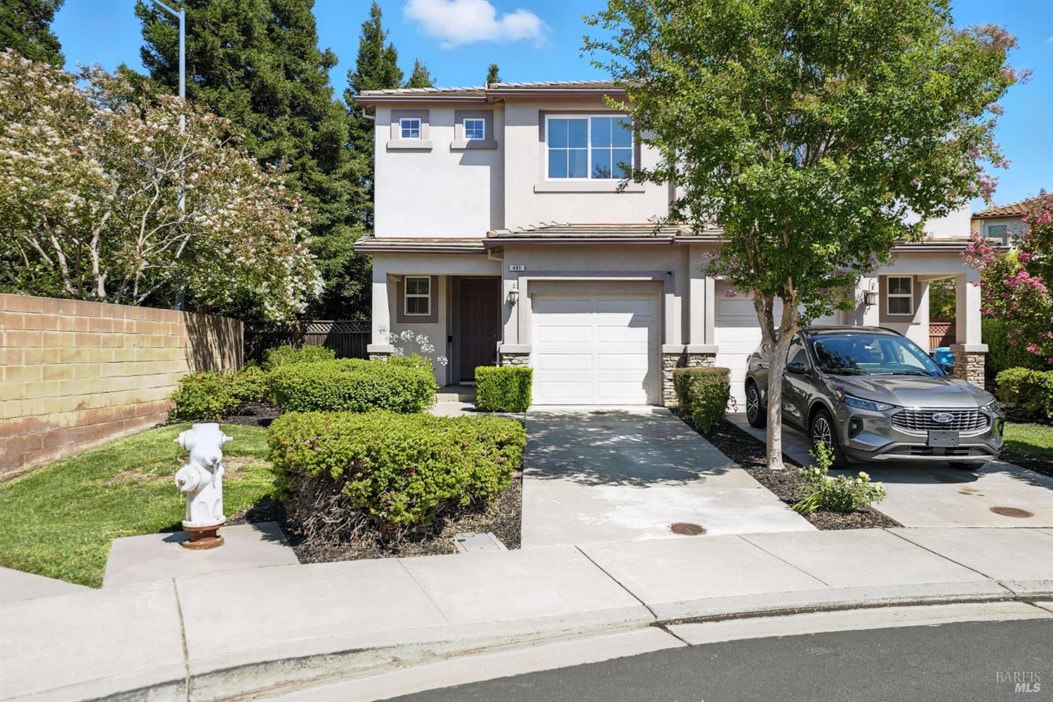 Detail Gallery Image 2 of 27 For 491 Rosso Ct, Vacaville,  CA 95687 - 3 Beds | 2/1 Baths