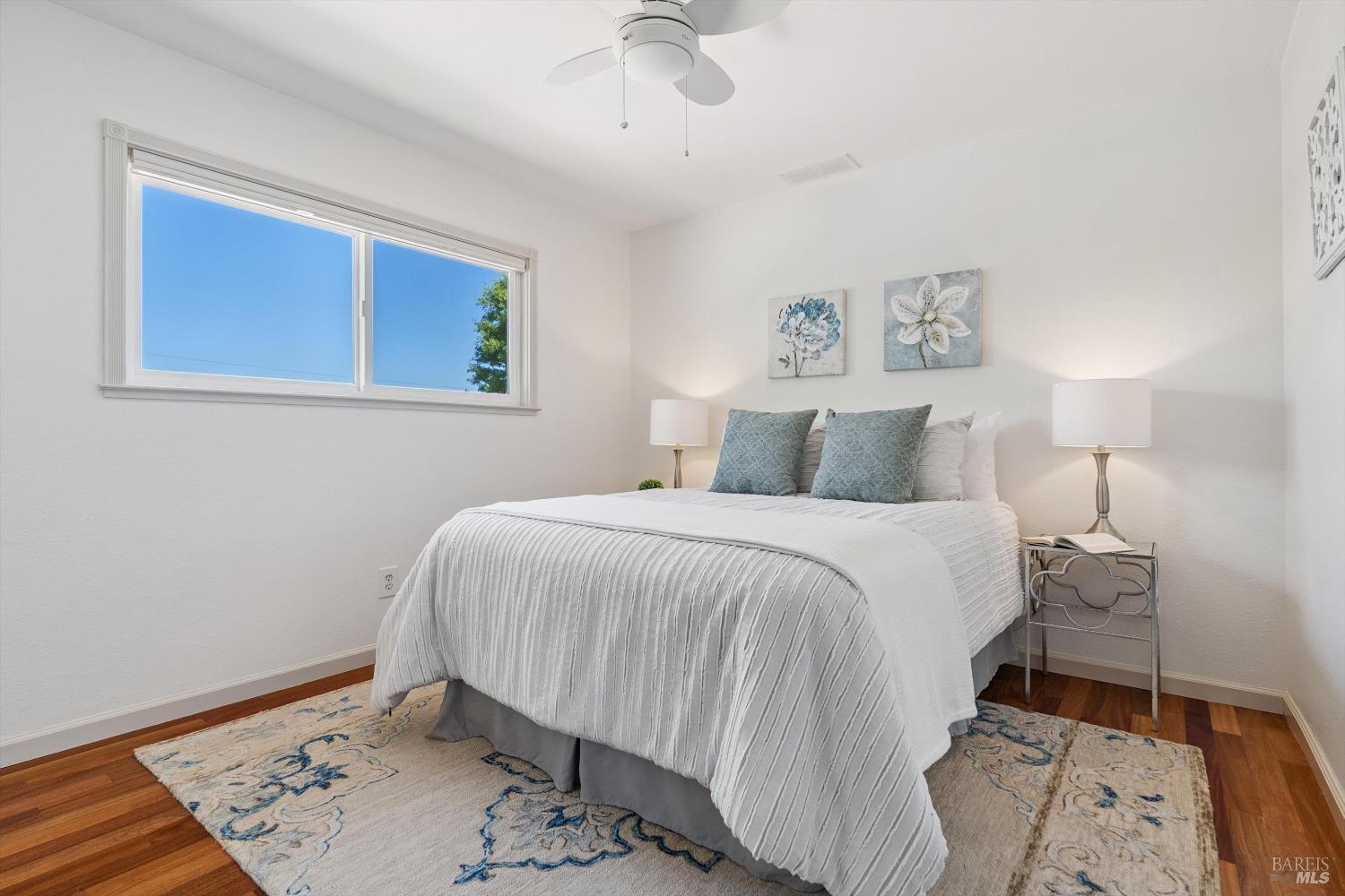 Detail Gallery Image 15 of 38 For 247 Greenwood Ter, Sebastopol,  CA 95472 - 3 Beds | 2 Baths