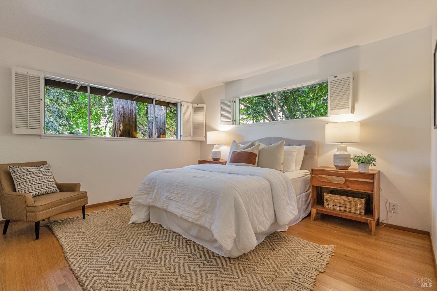 Detail Gallery Image 22 of 42 For 230 Del Casa Dr, Mill Valley,  CA 94941 - 4 Beds | 2/1 Baths