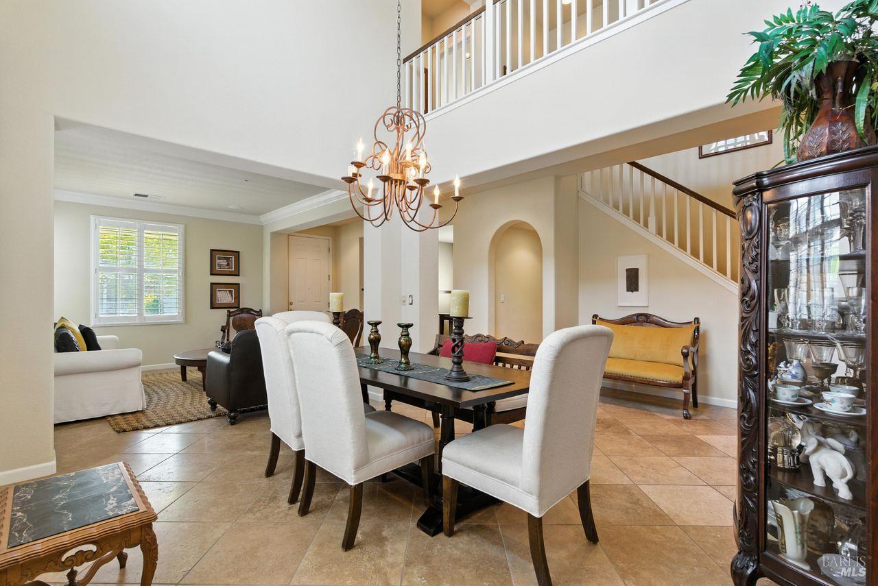 Detail Gallery Image 5 of 26 For 2320 Sanctuary Dr, Fairfield,  CA 94534 - 5 Beds | 4 Baths