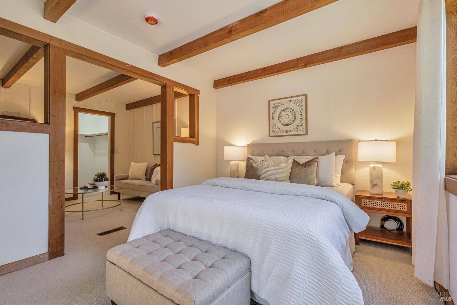 Detail Gallery Image 26 of 42 For 230 Del Casa Dr, Mill Valley,  CA 94941 - 4 Beds | 2/1 Baths