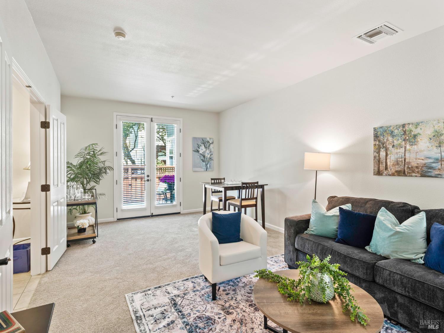 Detail Gallery Image 20 of 36 For 6761 Santero Way, Cotati,  CA 94931 - 3 Beds | 2 Baths
