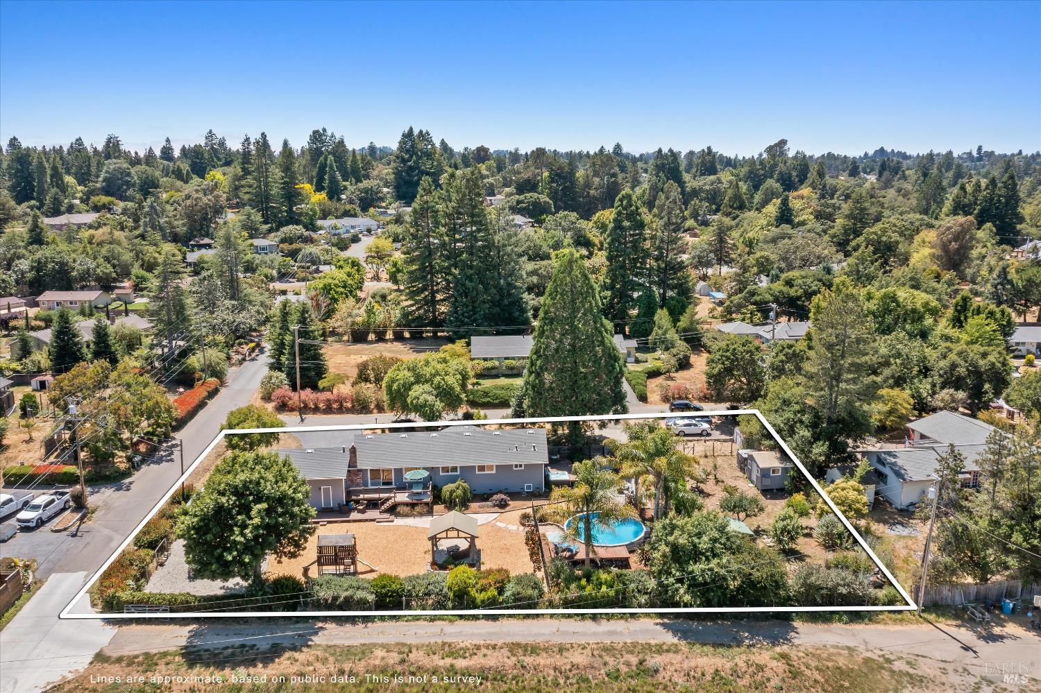 Detail Gallery Image 34 of 38 For 247 Greenwood Ter, Sebastopol,  CA 95472 - 3 Beds | 2 Baths