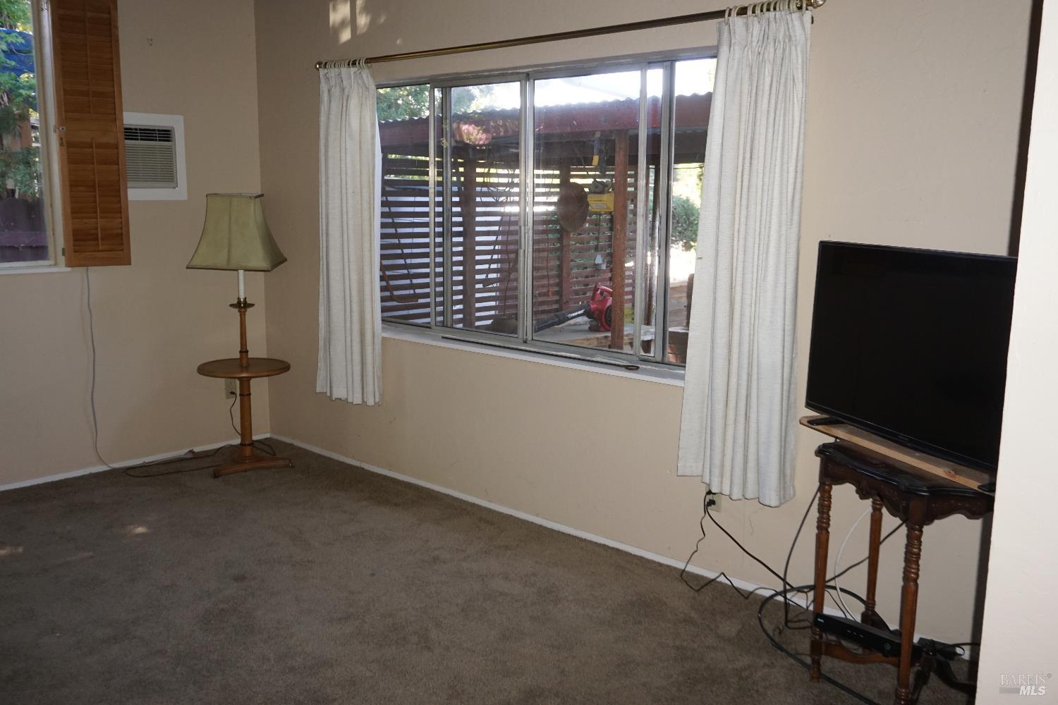 Detail Gallery Image 7 of 23 For 108 San Gorgonio Ave, Vallejo,  CA 94589 - 2 Beds | 1 Baths