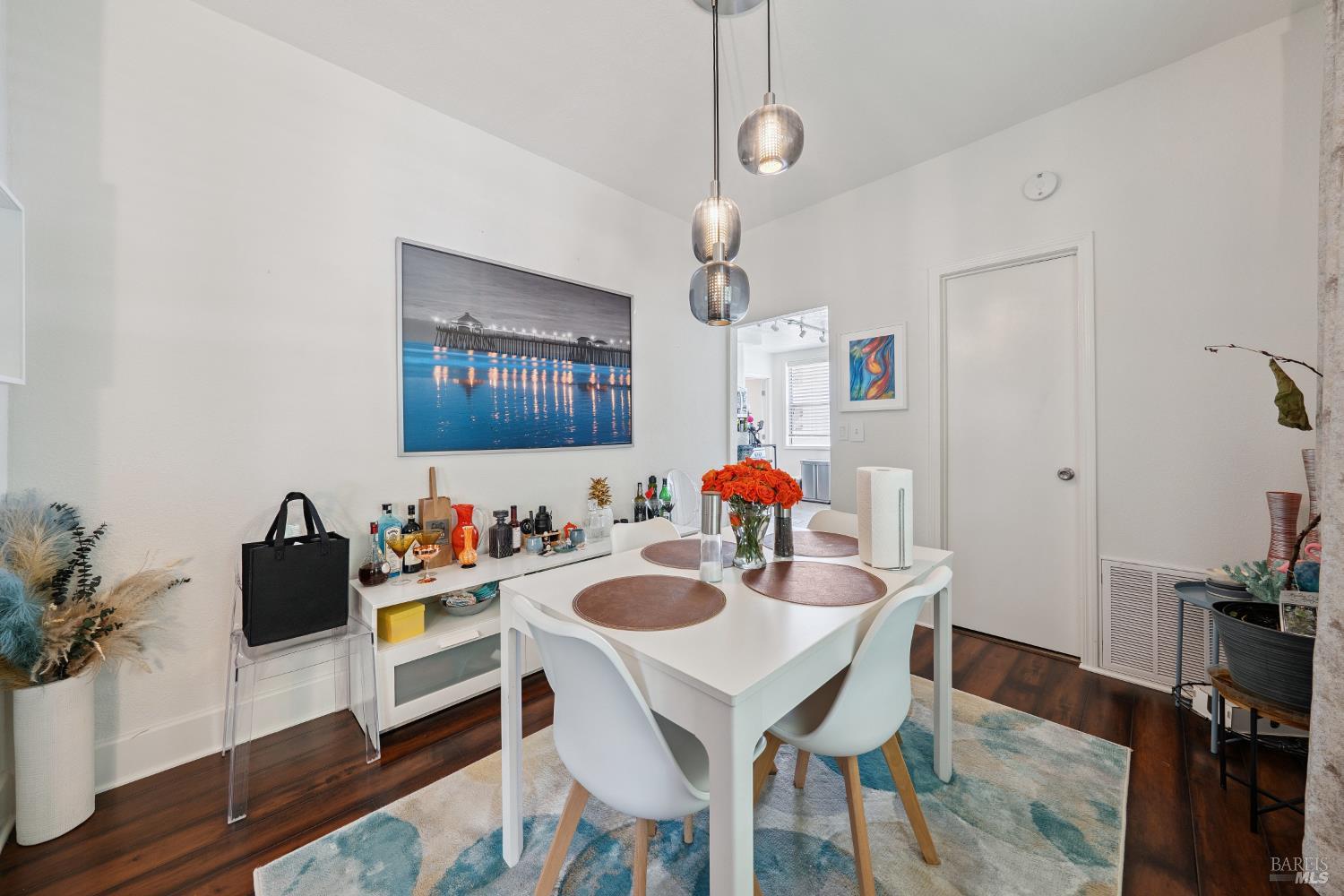 Detail Gallery Image 25 of 38 For 711 San Anselmo Ave, San Anselmo,  CA 94960 - – Beds | – Baths