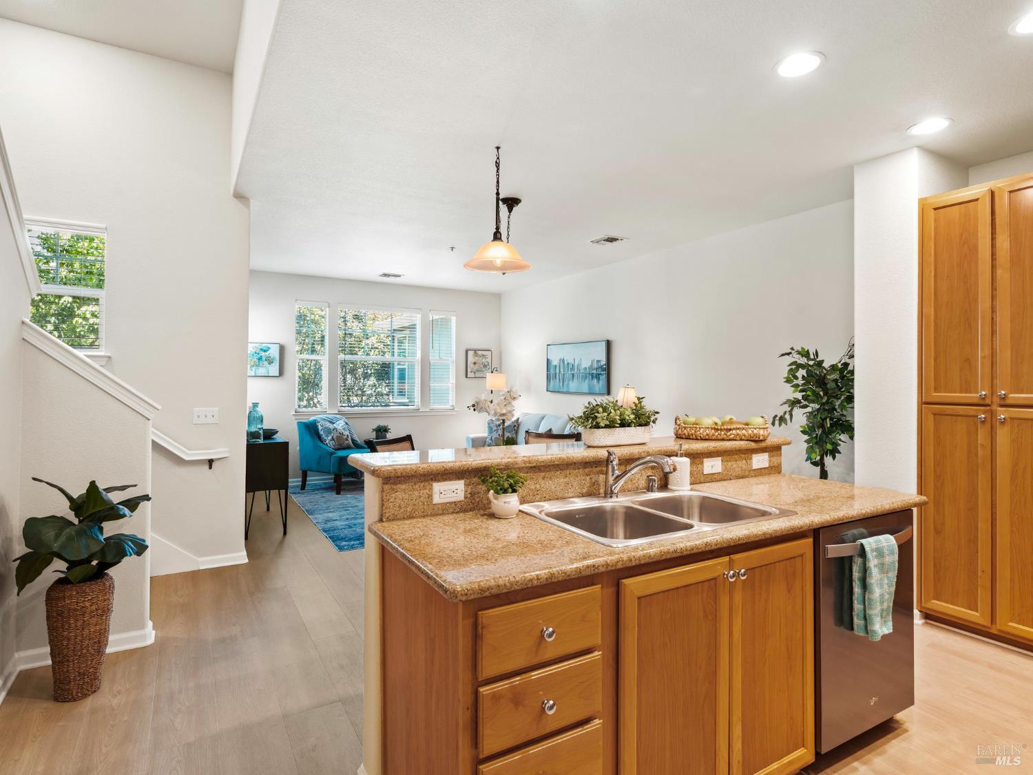 Detail Gallery Image 6 of 36 For 6761 Santero Way, Cotati,  CA 94931 - 3 Beds | 2 Baths