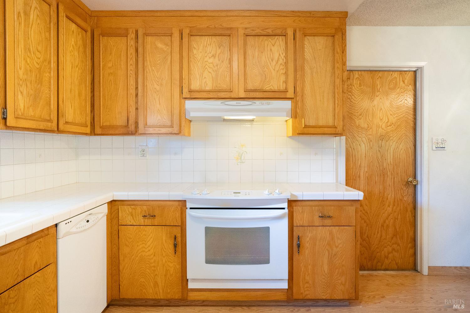 Detail Gallery Image 16 of 27 For 3042 Beecham St, Napa,  CA 94558 - 3 Beds | 2 Baths