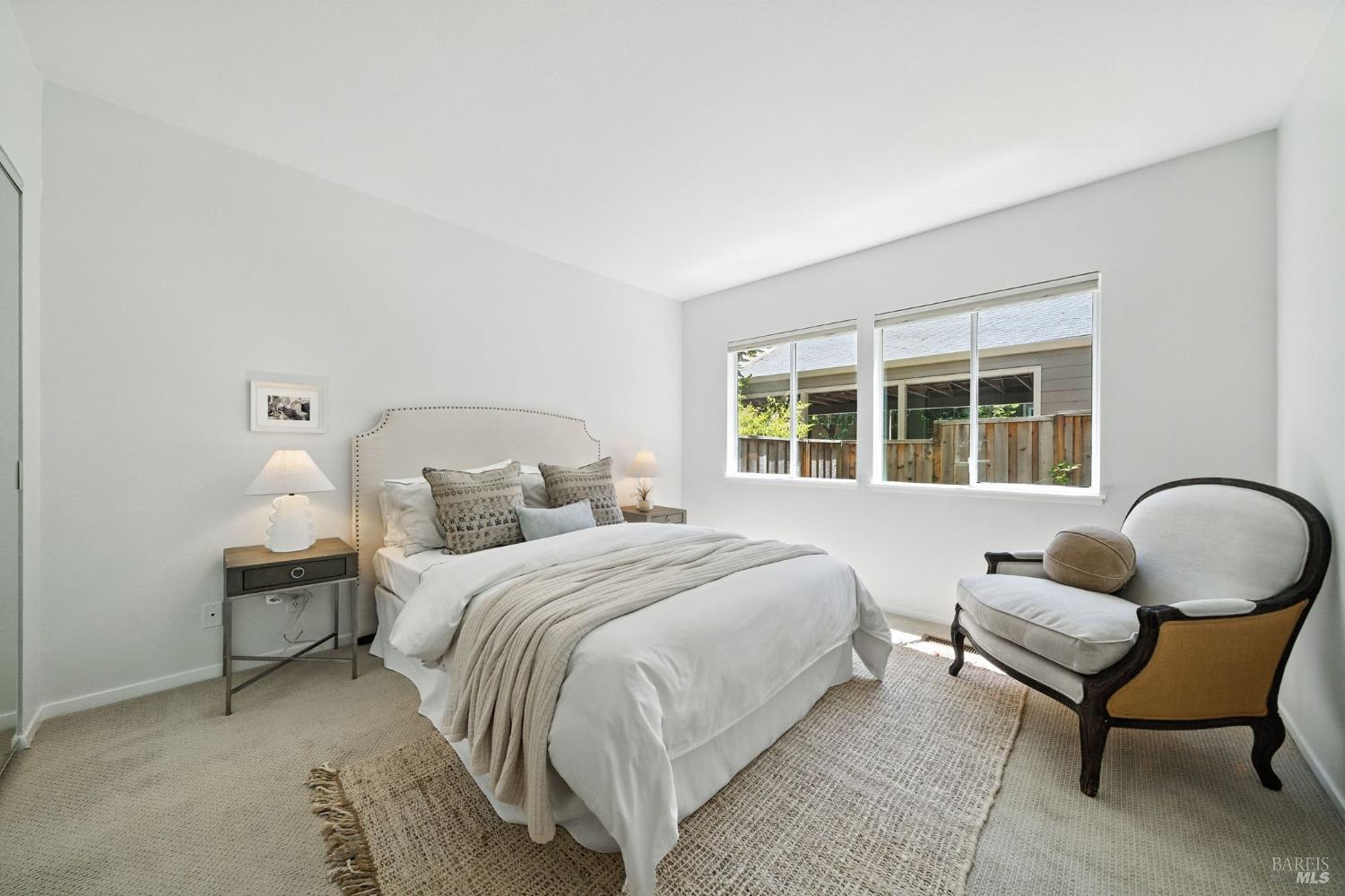Detail Gallery Image 19 of 29 For 115 Koch Rd, Corte Madera,  CA 94925 - 2 Beds | 2 Baths