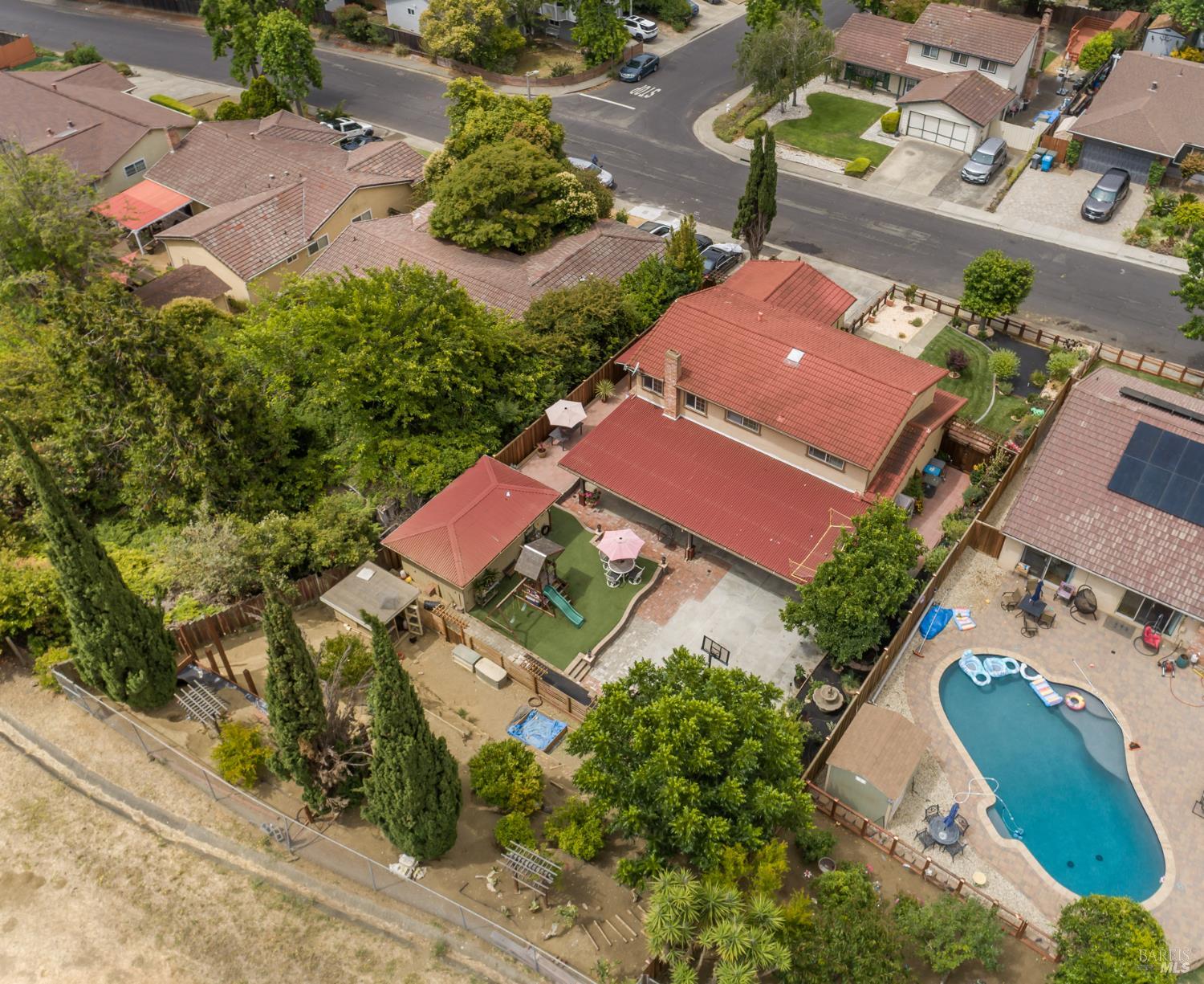 Detail Gallery Image 45 of 46 For 128 Newcastle Dr Dr, Vallejo,  CA 94591 - 4 Beds | 2/1 Baths