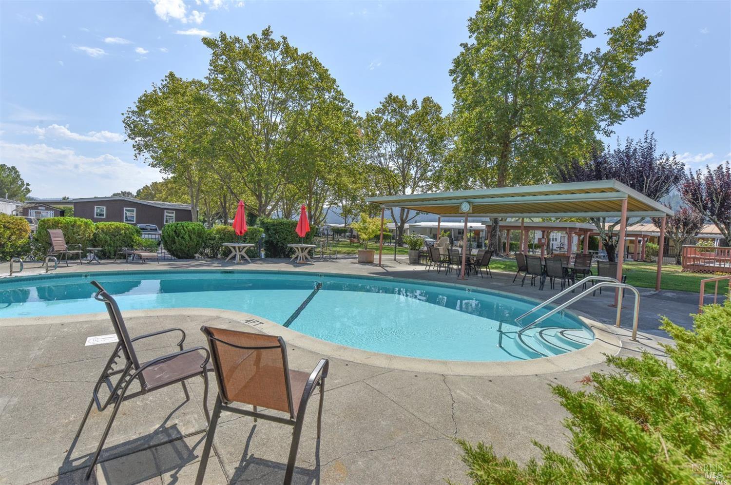 Detail Gallery Image 16 of 18 For 937 Champagne Cir, Calistoga,  CA 94515 - 2 Beds | 2 Baths