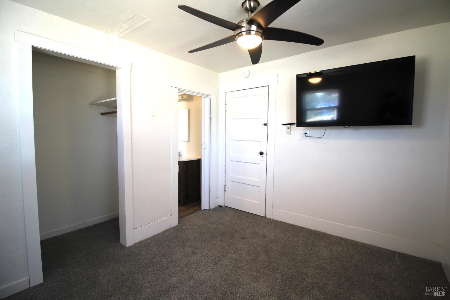 Detail Gallery Image 10 of 27 For 206 Woodrow Ave, Vallejo,  CA 94591 - 3 Beds | 2 Baths