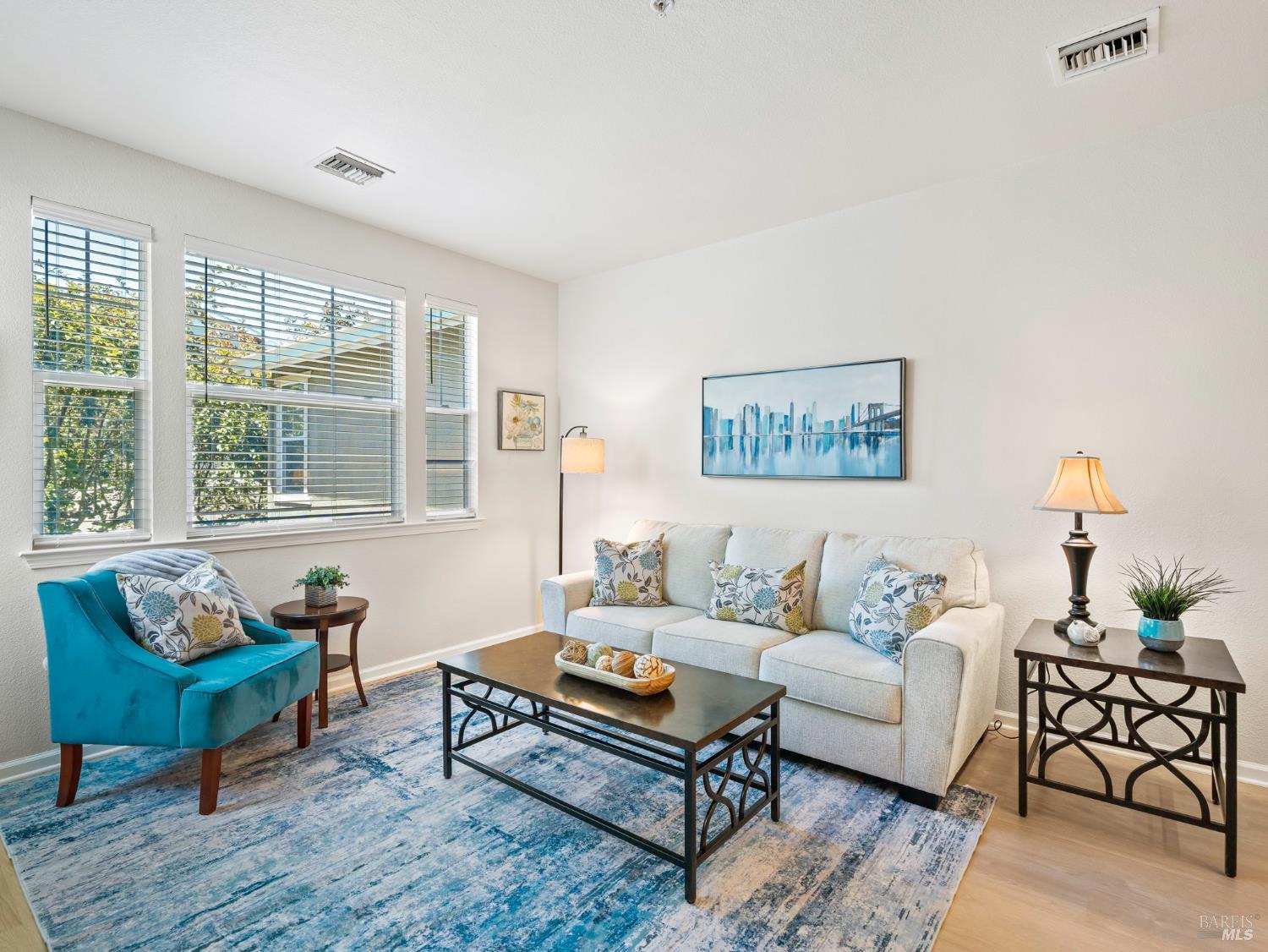 Detail Gallery Image 10 of 36 For 6761 Santero Way, Cotati,  CA 94931 - 3 Beds | 2 Baths