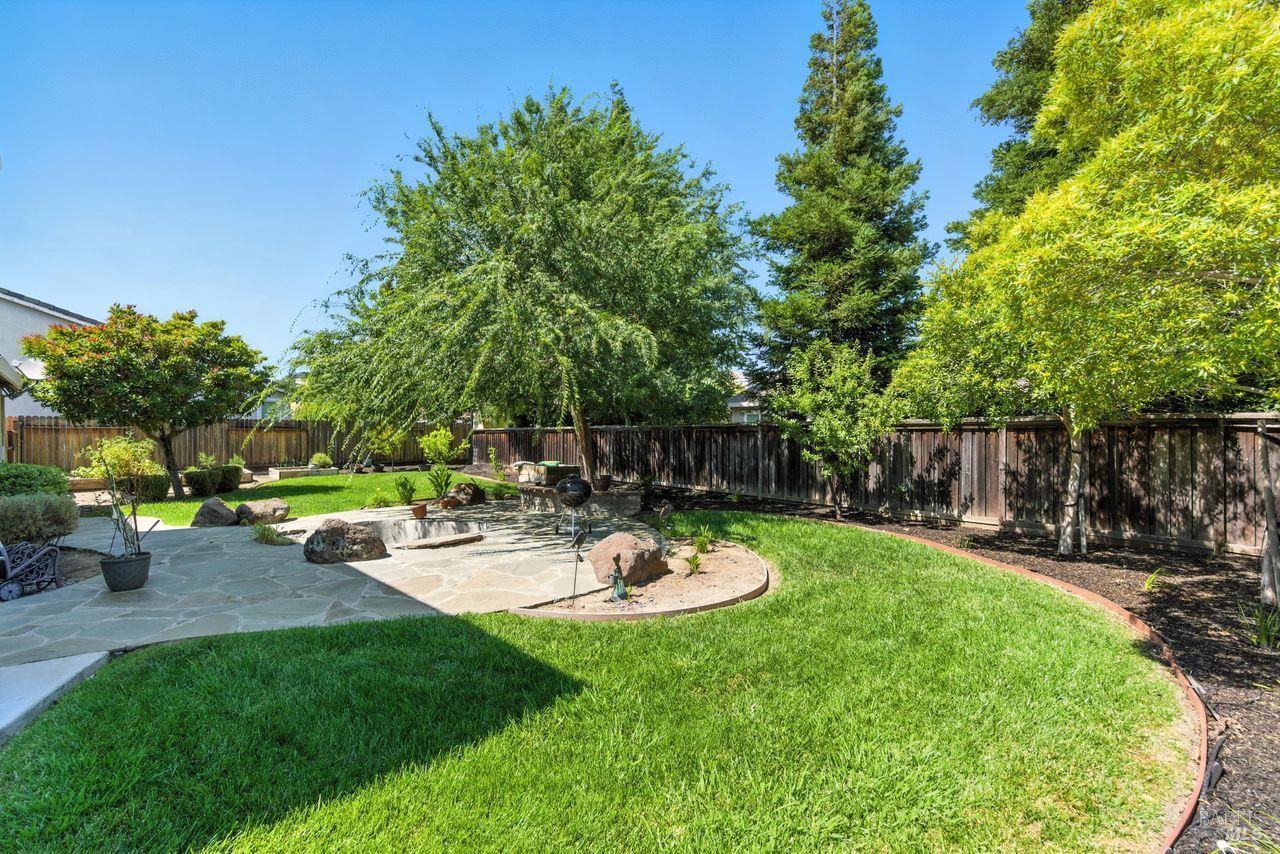 Detail Gallery Image 24 of 26 For 2320 Sanctuary Dr, Fairfield,  CA 94534 - 5 Beds | 4 Baths