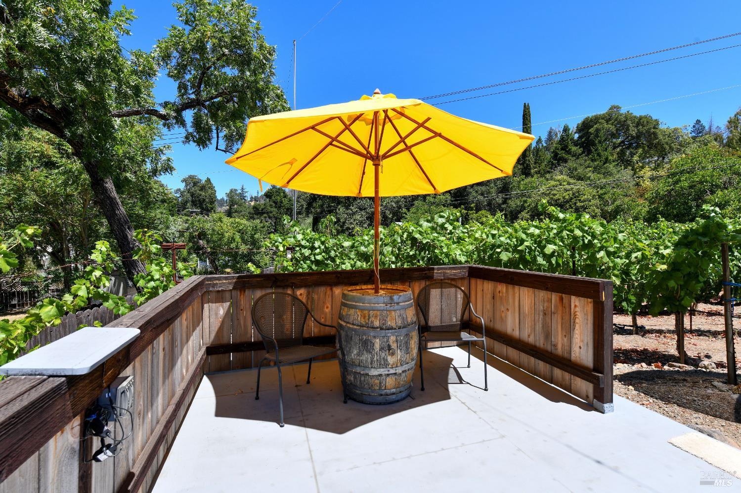 Detail Gallery Image 12 of 57 For 455 Glass Mountain Rd, Saint Helena,  CA 94574 - 3 Beds | 2 Baths