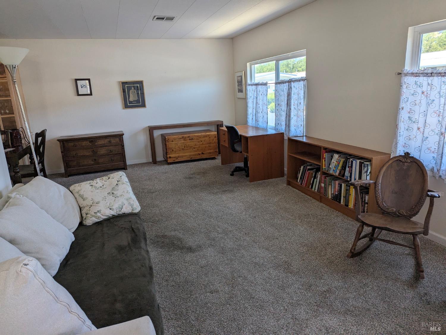 Detail Gallery Image 10 of 32 For 937 Champagne Cir, Calistoga,  CA 94515 - 2 Beds | 2 Baths