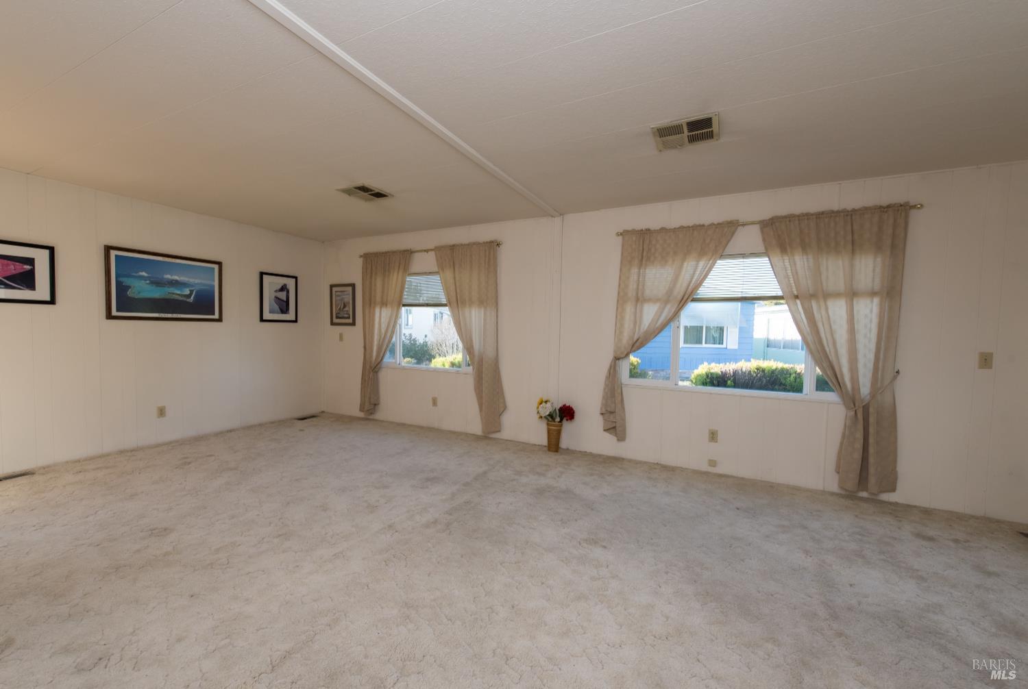Detail Gallery Image 9 of 32 For 33 Circular Juarez Unkn, Rohnert Park,  CA 94928 - 2 Beds | 2 Baths