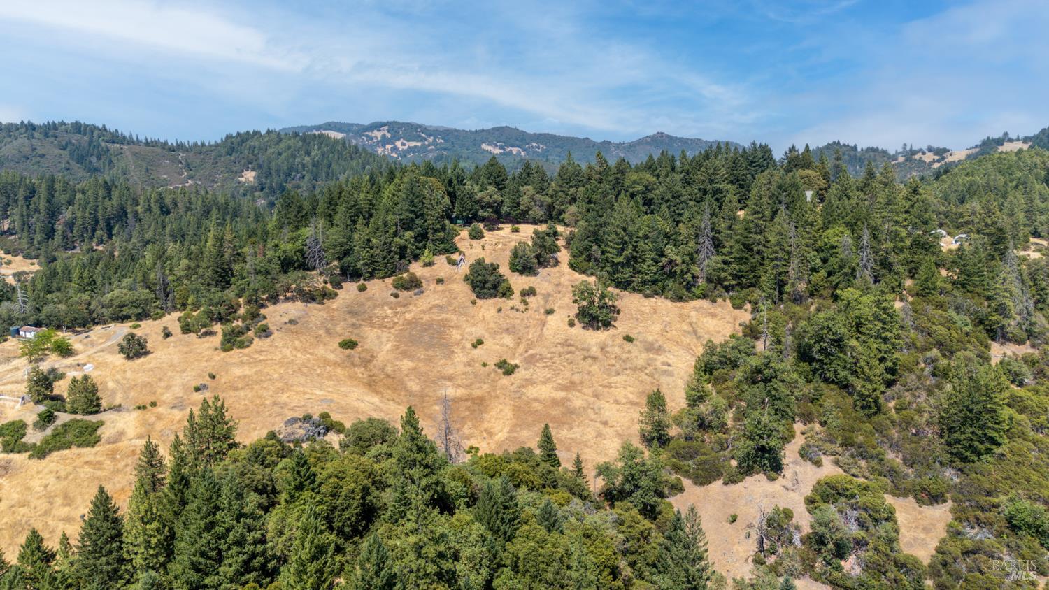 Detail Gallery Image 19 of 22 For 1921 Laytonville Dos Rios Rd, Laytonville,  CA 95454 - 2 Beds | 1 Baths