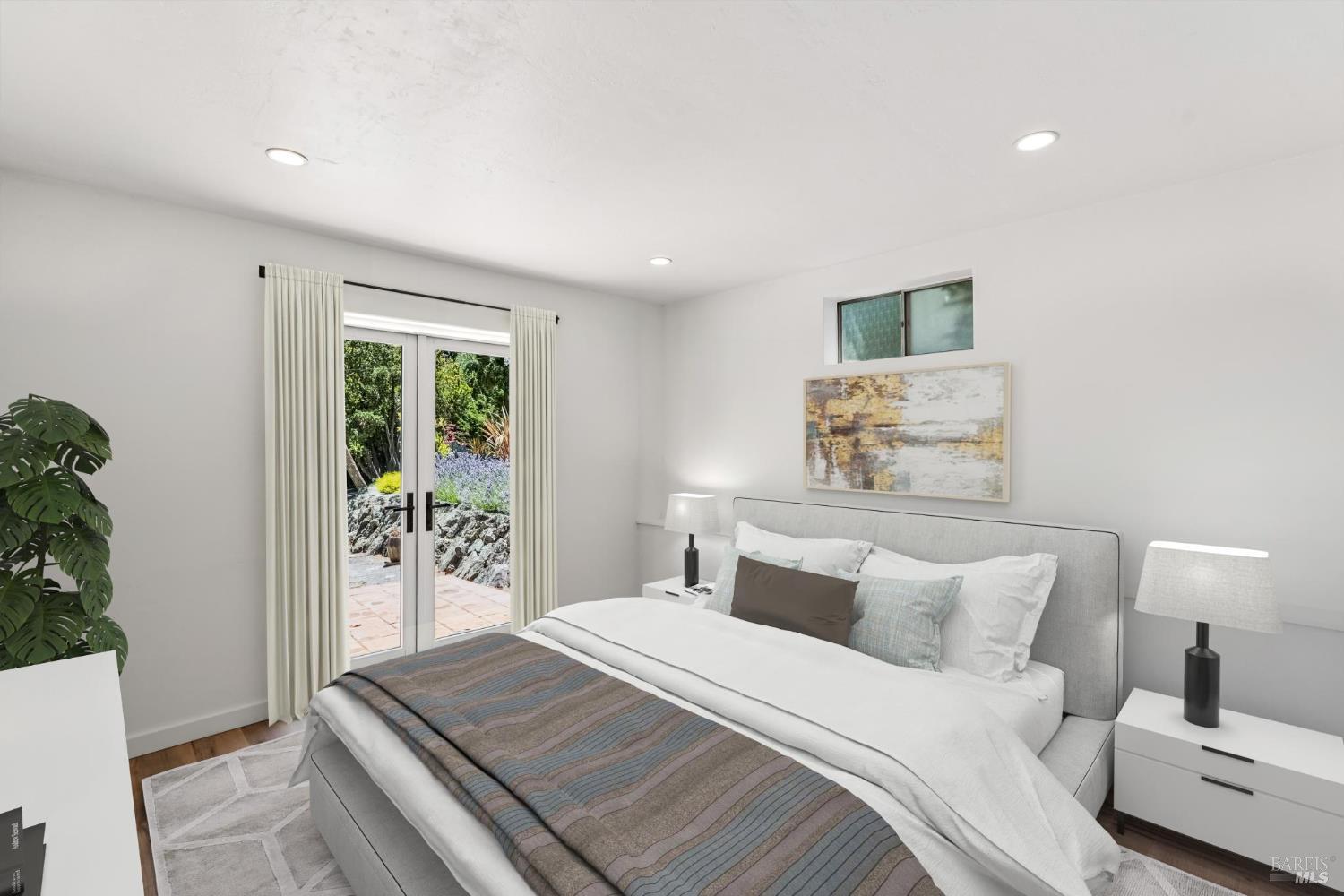 Detail Gallery Image 25 of 39 For 231 Cazneau Ave, Sausalito,  CA 94965 - 4 Beds | 3/1 Baths