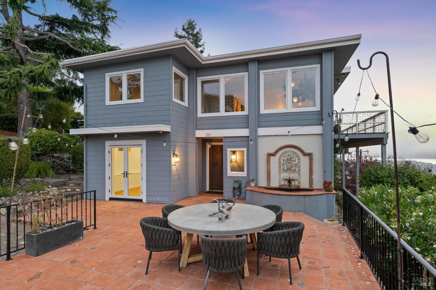 Detail Gallery Image 32 of 39 For 231 Cazneau Ave, Sausalito,  CA 94965 - 4 Beds | 3/1 Baths