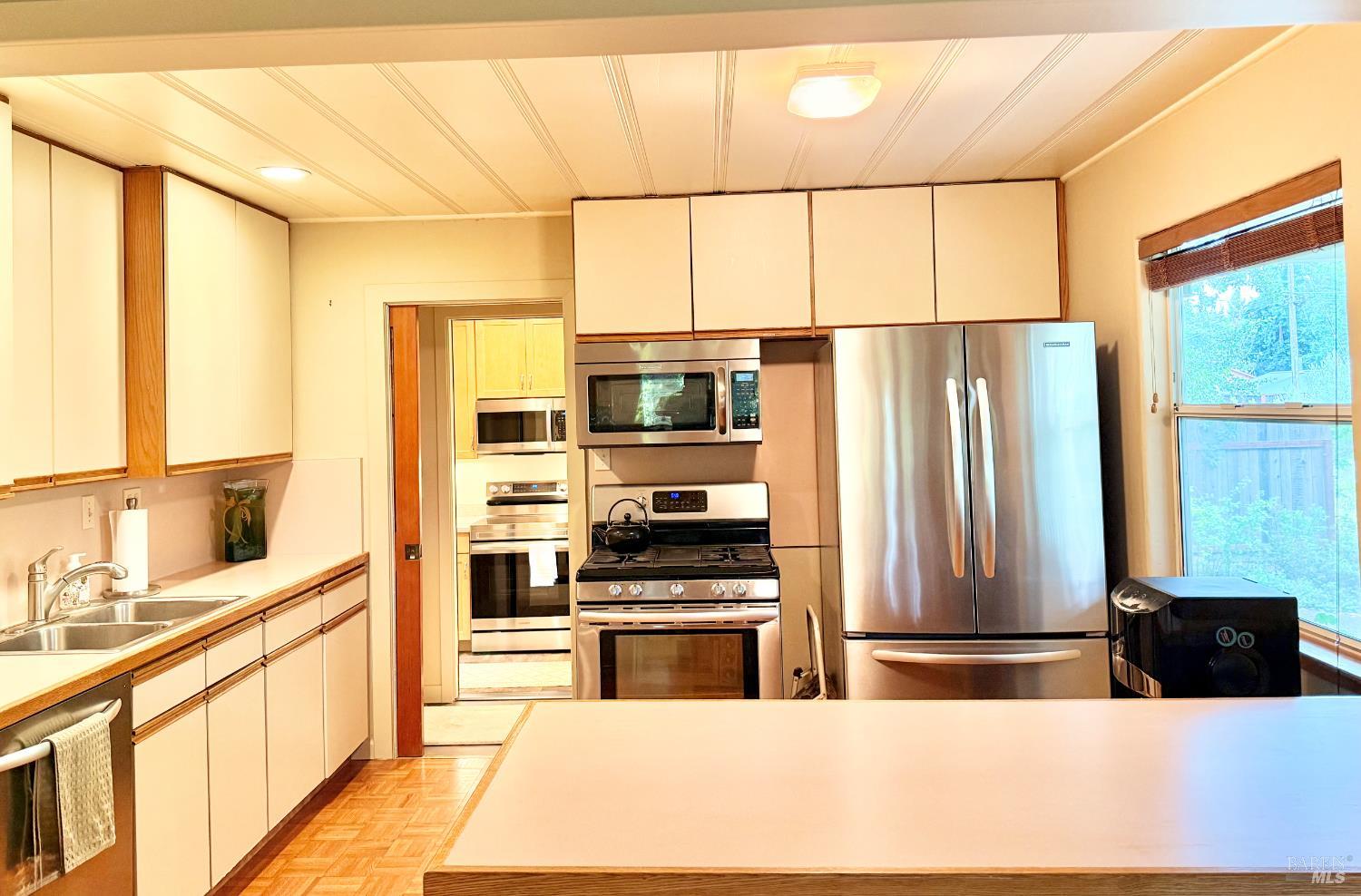 Detail Gallery Image 20 of 58 For 4165 Shook Rd, Sebastopol,  CA 95472 - 3 Beds | 2 Baths