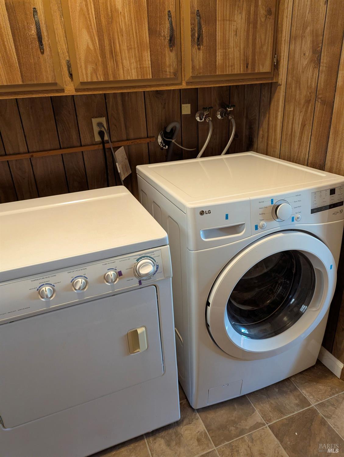 Detail Gallery Image 23 of 32 For 937 Champagne Cir, Calistoga,  CA 94515 - 2 Beds | 2 Baths