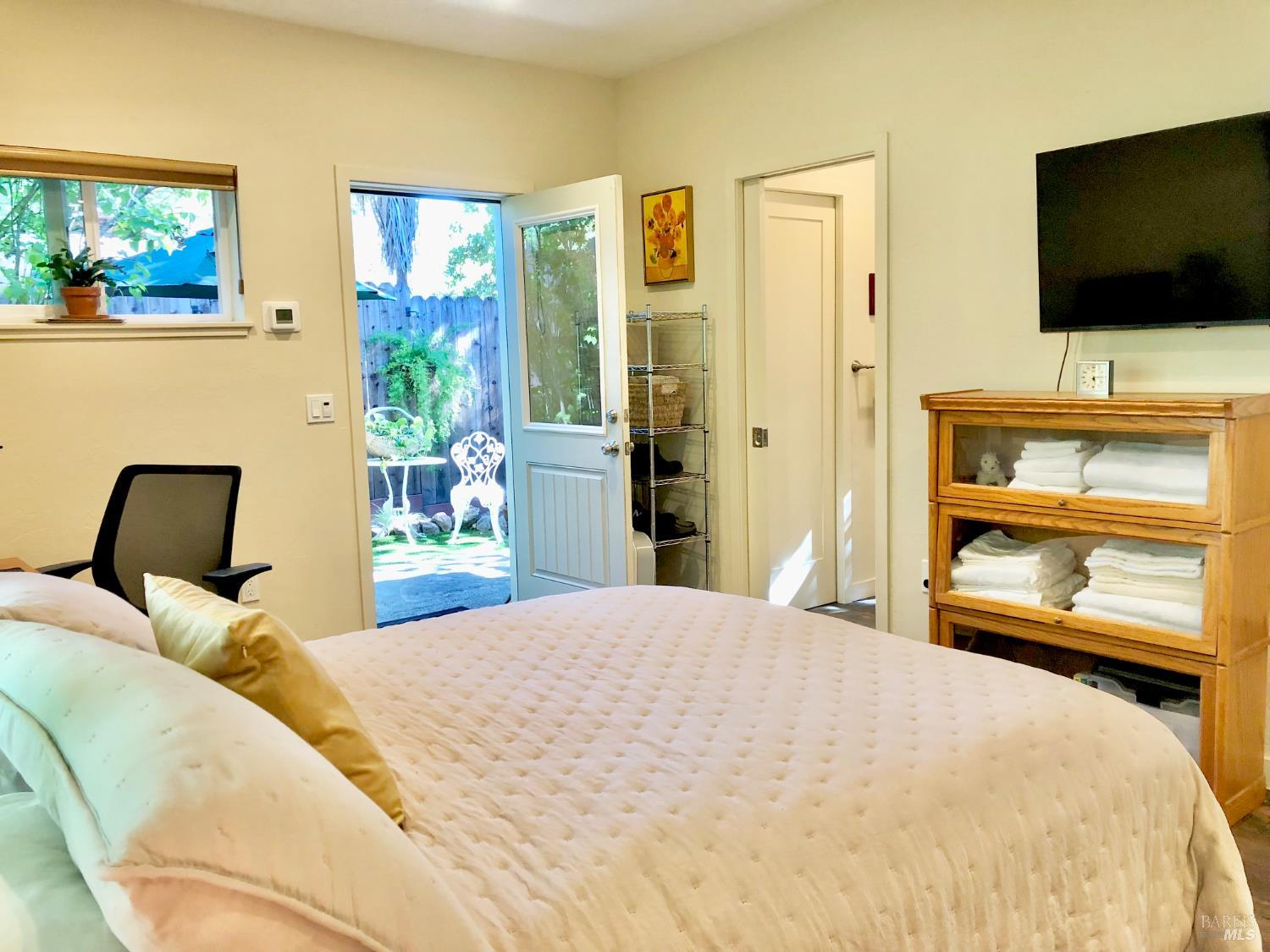 Detail Gallery Image 30 of 58 For 4165 Shook Rd, Sebastopol,  CA 95472 - 3 Beds | 2 Baths