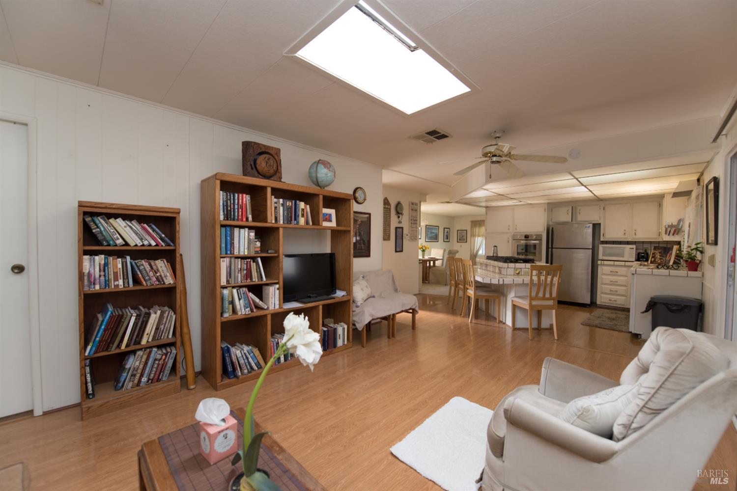 Detail Gallery Image 18 of 32 For 33 Circular Juarez Unkn, Rohnert Park,  CA 94928 - 2 Beds | 2 Baths
