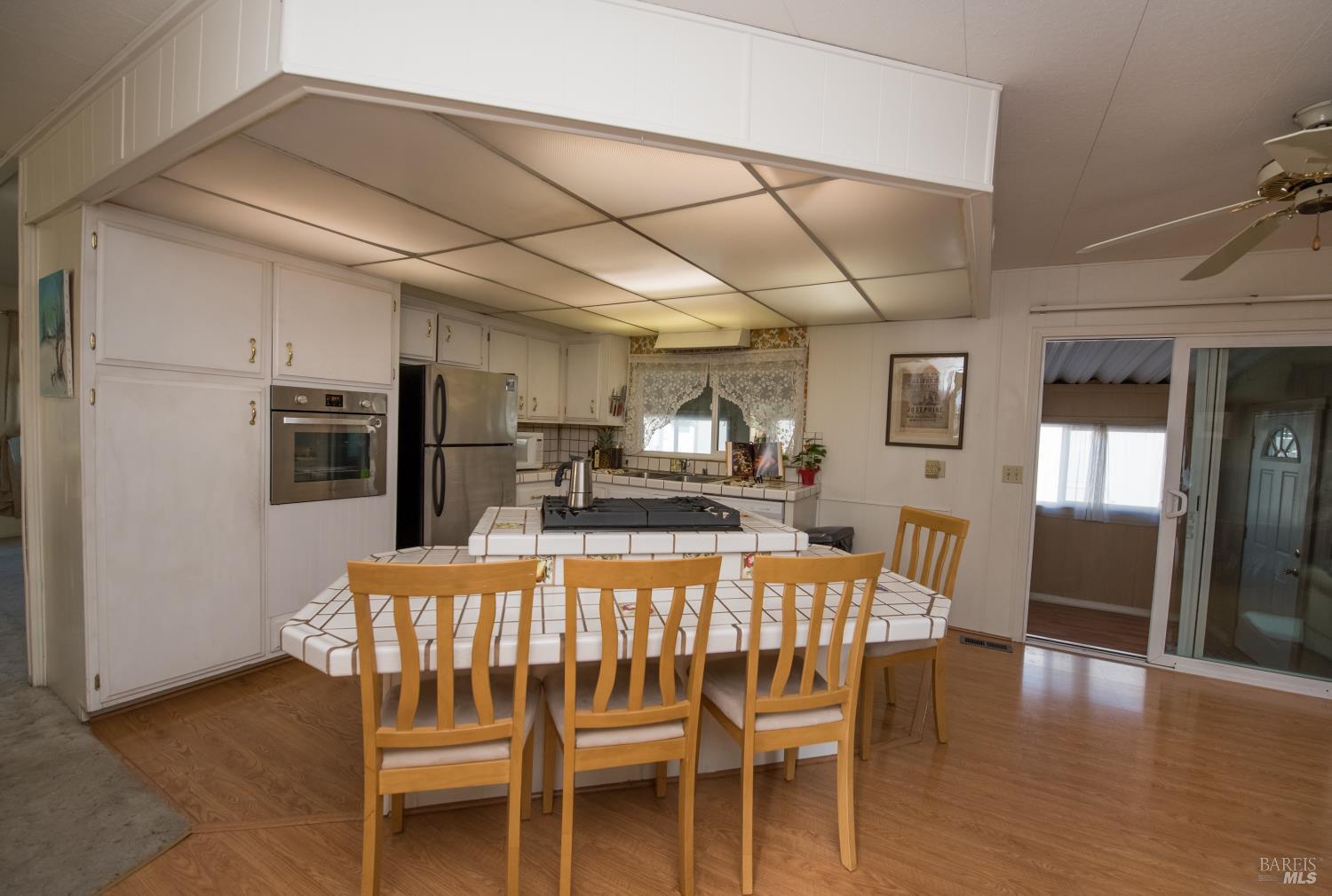 Detail Gallery Image 11 of 32 For 33 Circular Juarez Unkn, Rohnert Park,  CA 94928 - 2 Beds | 2 Baths