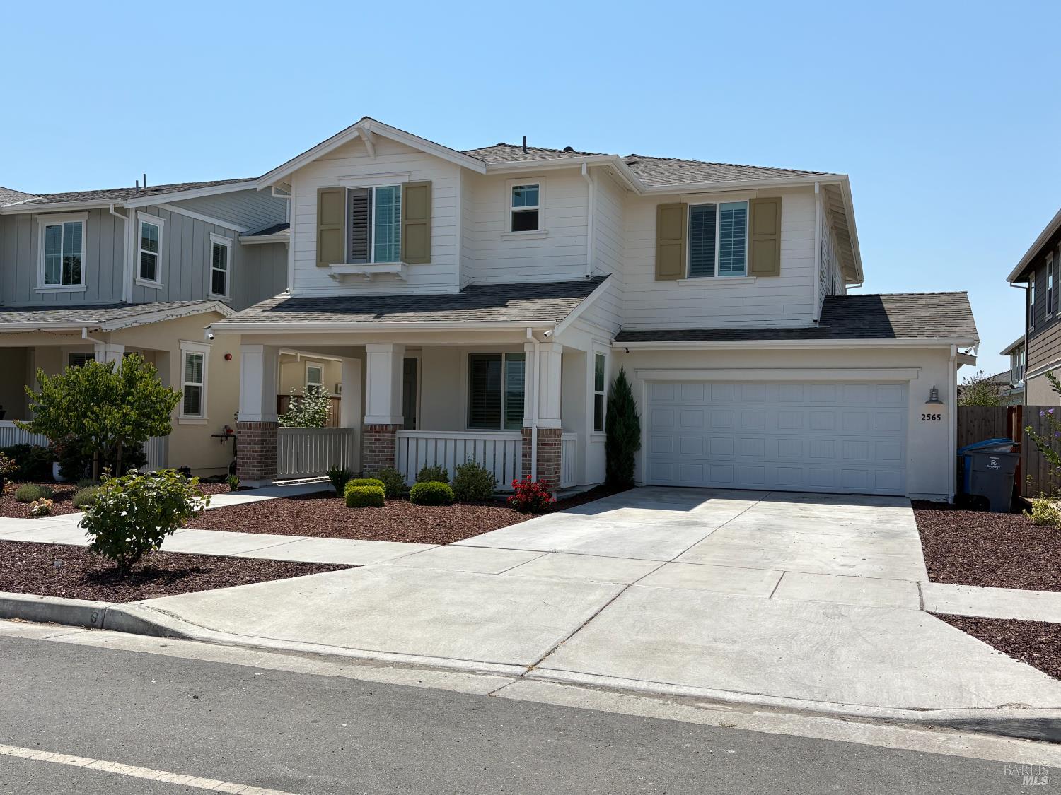 Detail Gallery Image 2 of 23 For 2565 Francisco Ave, Santa Rosa,  CA 95403 - 5 Beds | 4 Baths