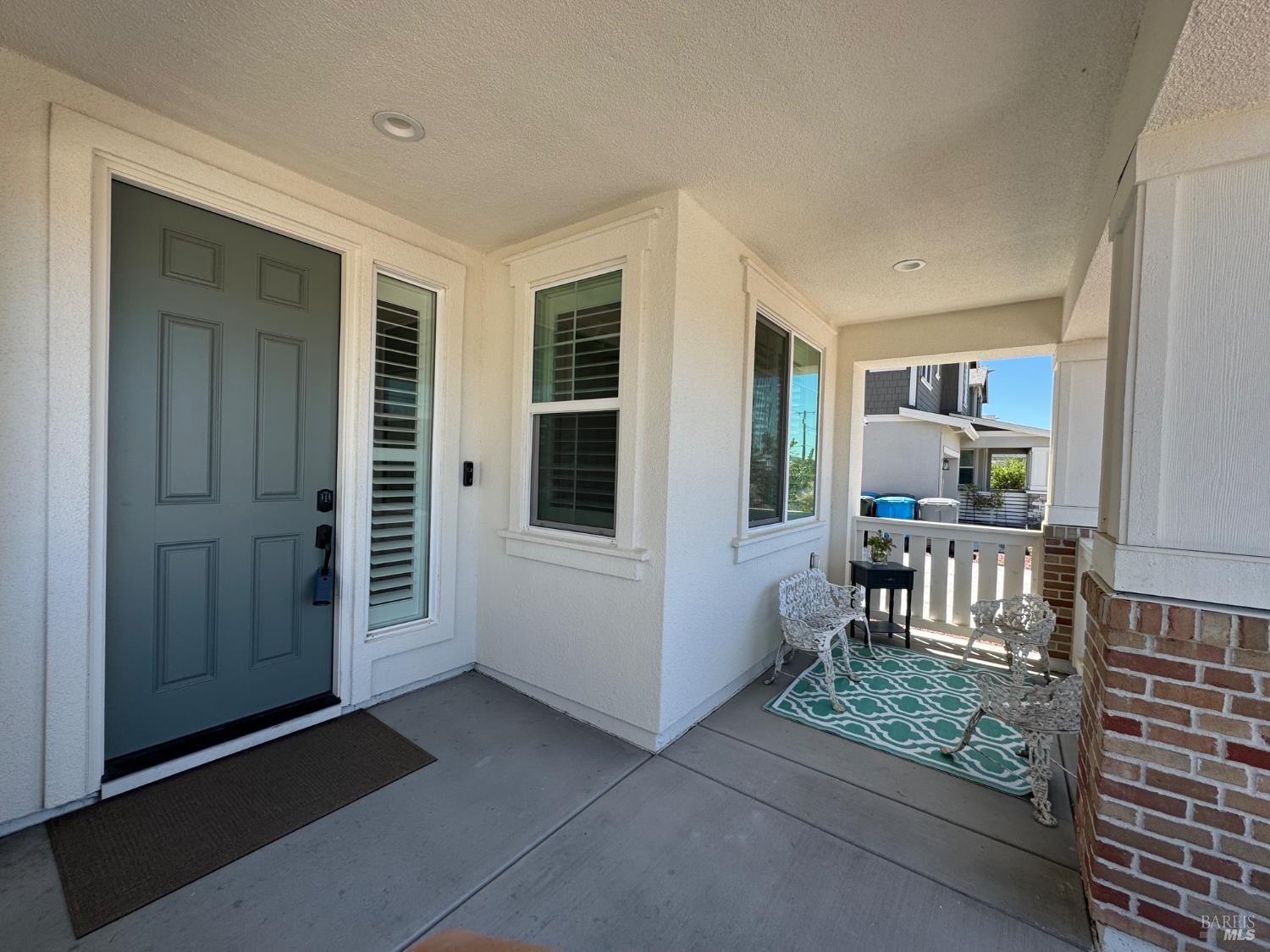 Detail Gallery Image 3 of 23 For 2565 Francisco Ave, Santa Rosa,  CA 95403 - 5 Beds | 4 Baths