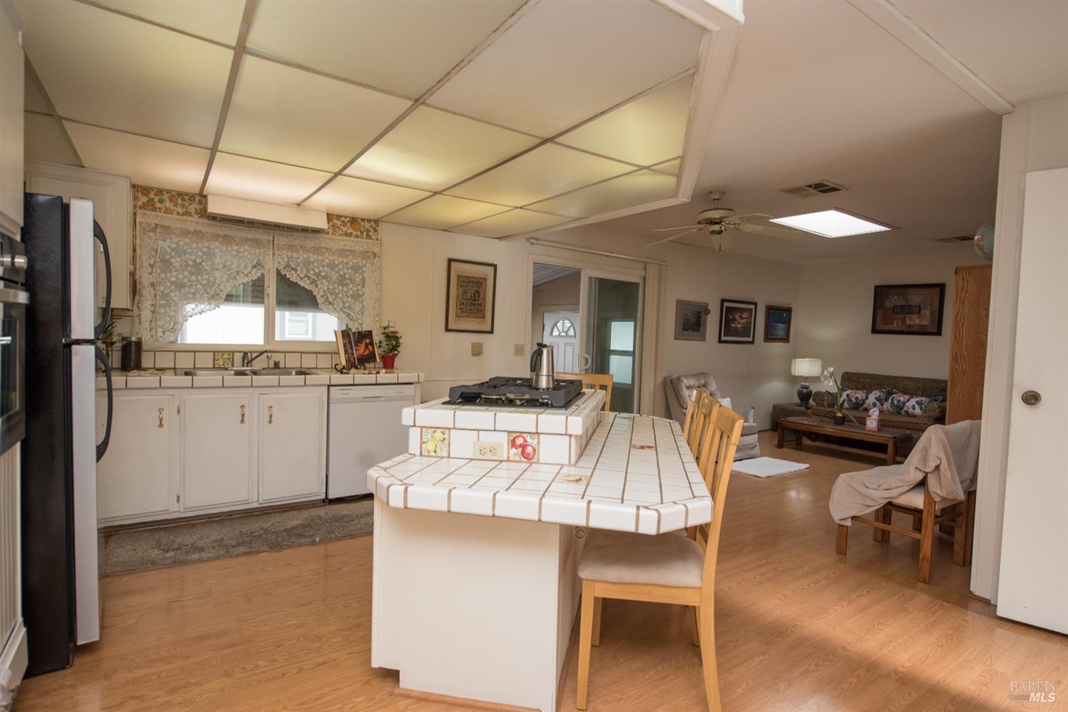 Detail Gallery Image 13 of 32 For 33 Circular Juarez Unkn, Rohnert Park,  CA 94928 - 2 Beds | 2 Baths