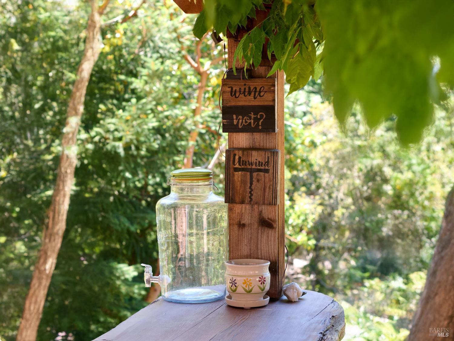 Detail Gallery Image 12 of 79 For 19400 Scenic Dr, Redwood Valley,  CA 95470 - 3 Beds | 2 Baths