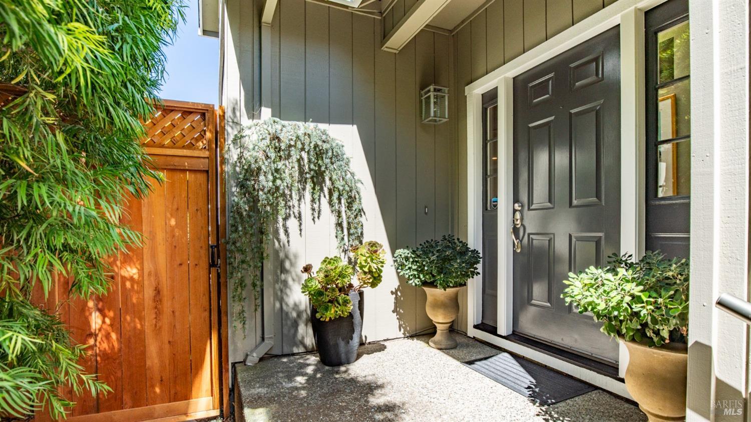 Detail Gallery Image 7 of 40 For 80 Baypoint Dr, San Rafael,  CA 94901 - 3 Beds | 2/1 Baths