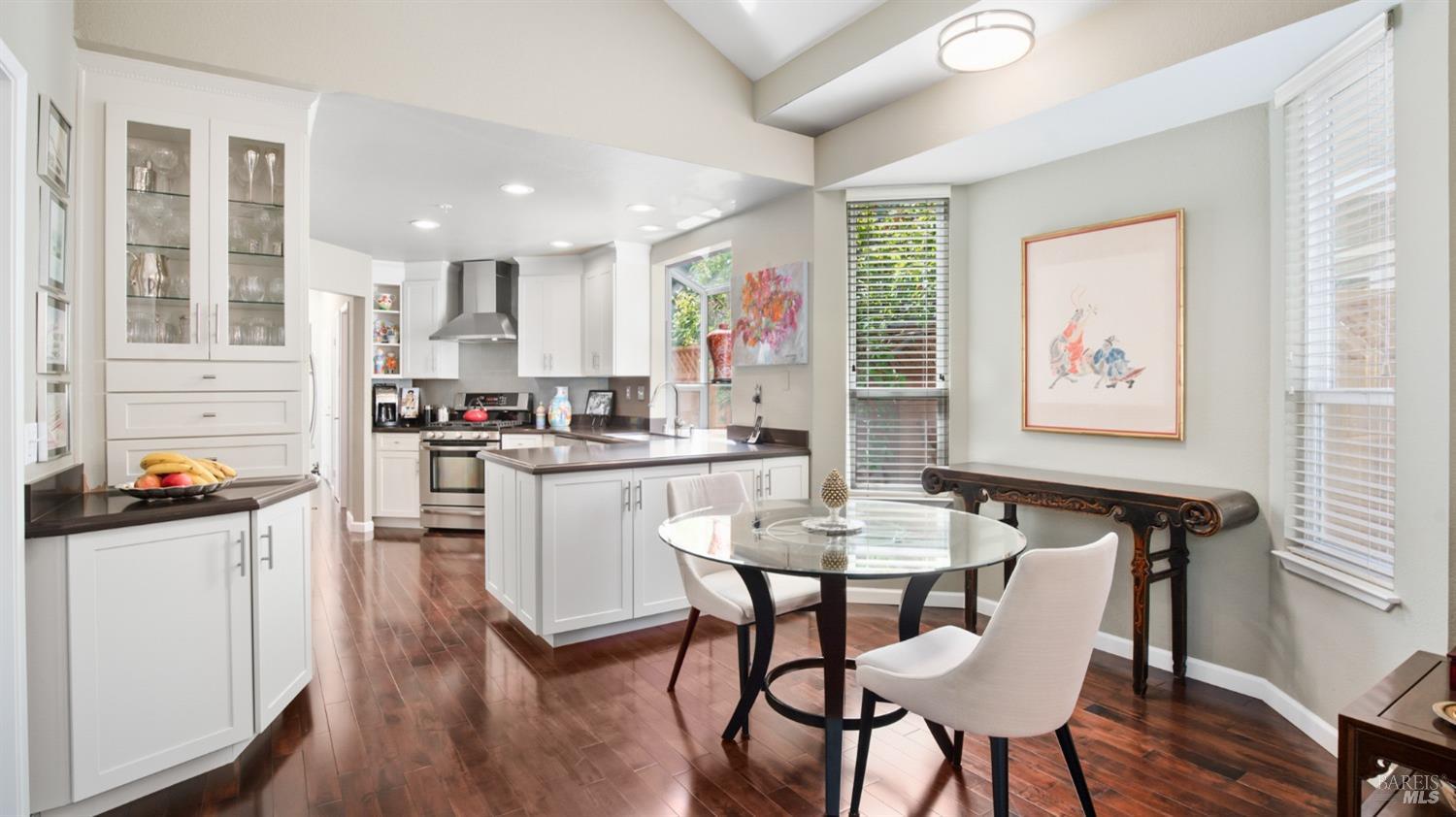 Detail Gallery Image 14 of 40 For 80 Baypoint Dr, San Rafael,  CA 94901 - 3 Beds | 2/1 Baths