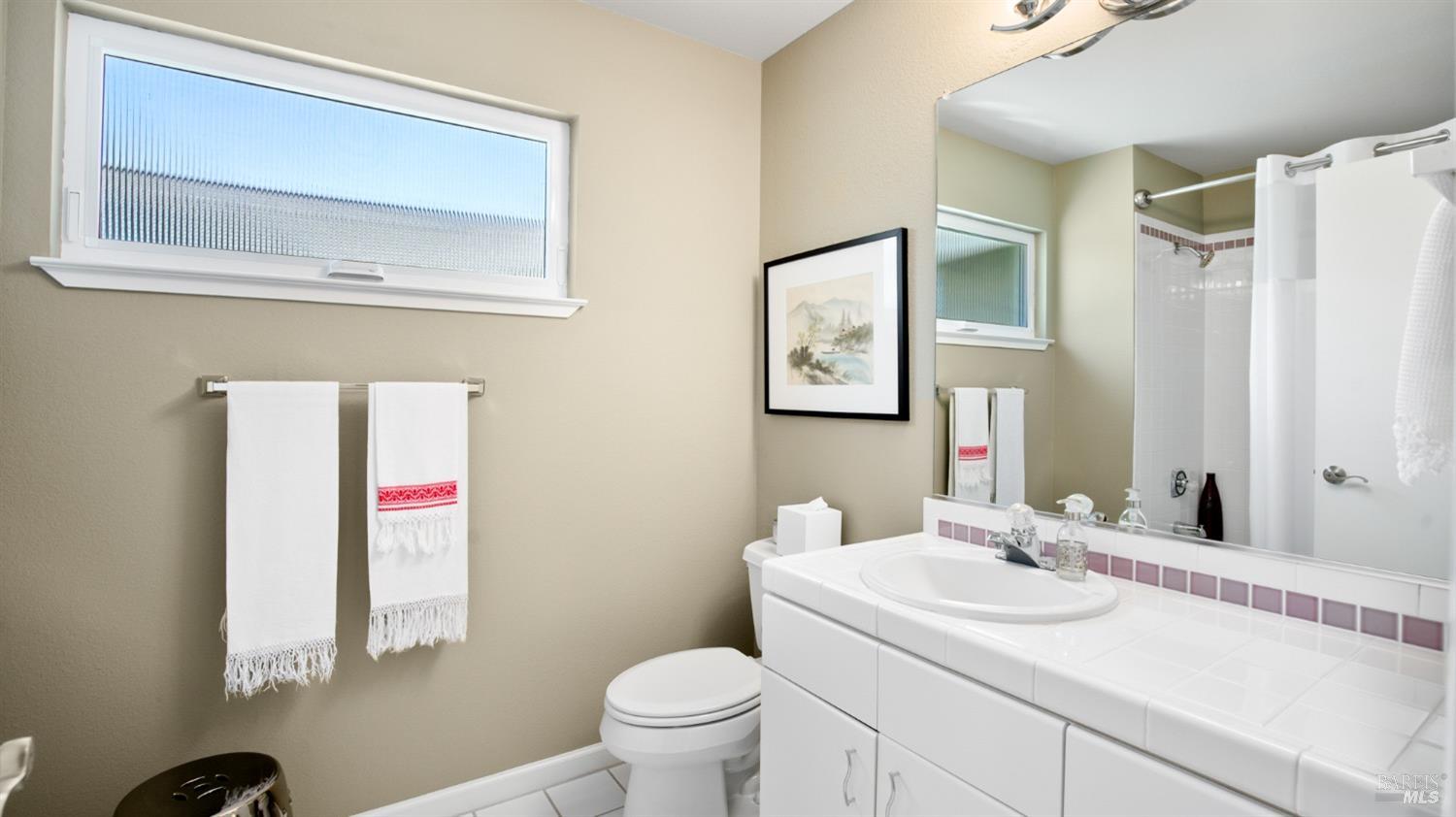Detail Gallery Image 27 of 40 For 80 Baypoint Dr, San Rafael,  CA 94901 - 3 Beds | 2/1 Baths