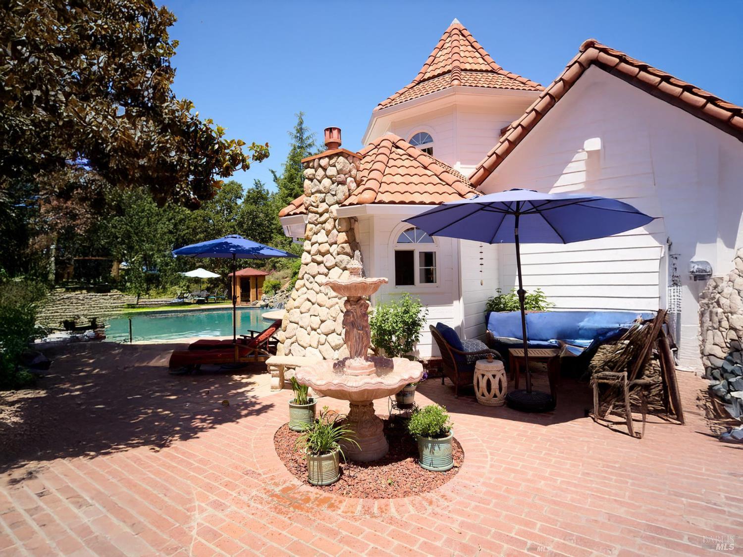 Detail Gallery Image 1 of 79 For 19400 Scenic Dr, Redwood Valley,  CA 95470 - 3 Beds | 2 Baths