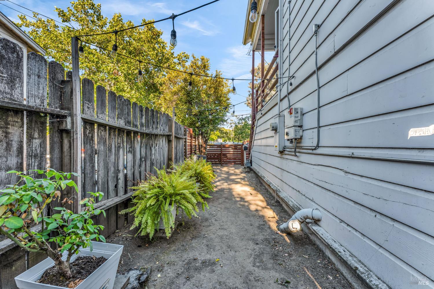 Detail Gallery Image 48 of 50 For 619 B St, San Rafael,  CA 94901 - 2 Beds | 1 Baths