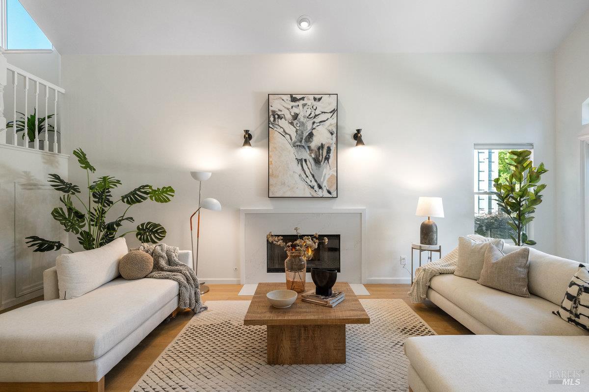 Detail Gallery Image 6 of 72 For 37 Elizabeth Cir, Greenbrae,  CA 94904 - 4 Beds | 2/1 Baths