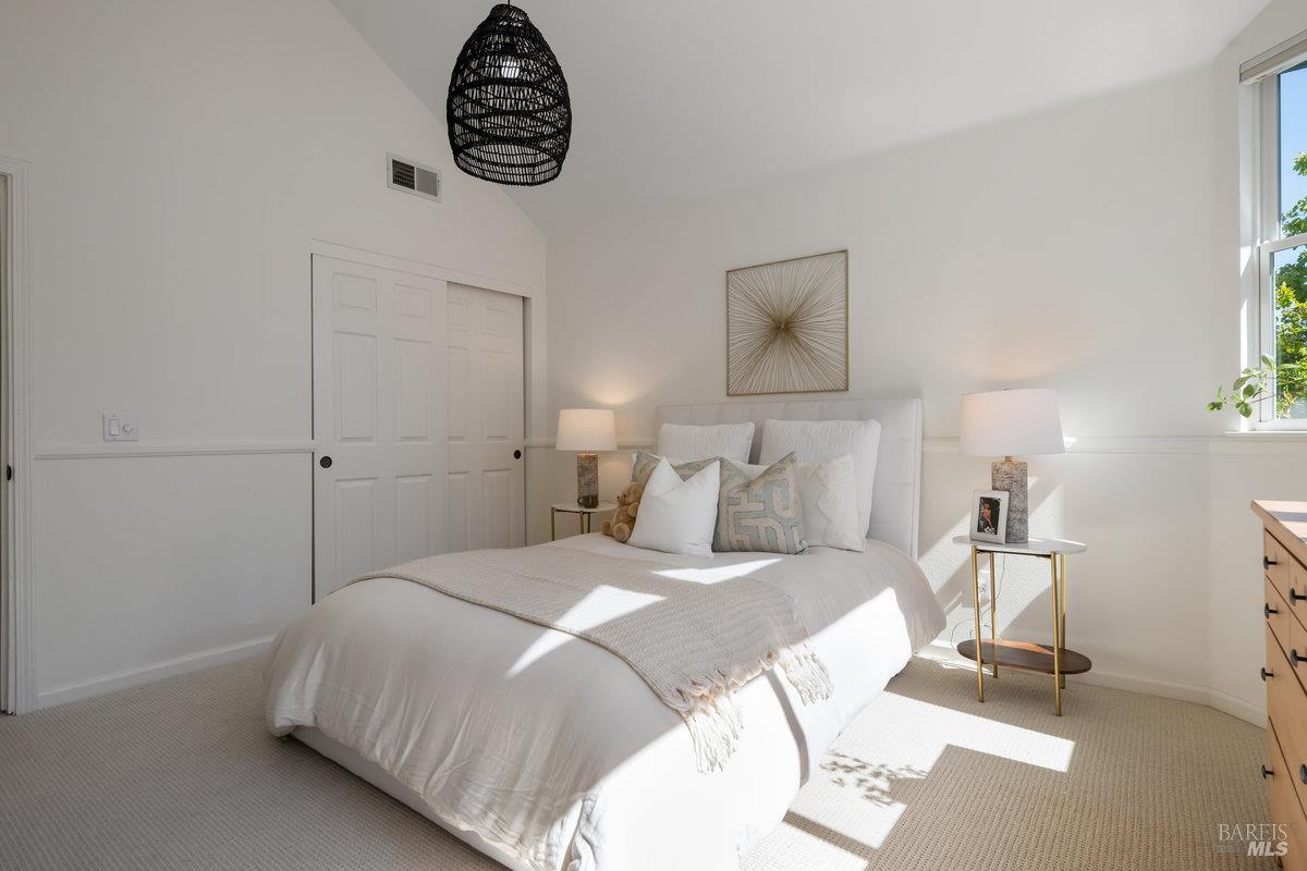 Detail Gallery Image 36 of 72 For 37 Elizabeth Cir, Greenbrae,  CA 94904 - 4 Beds | 2/1 Baths