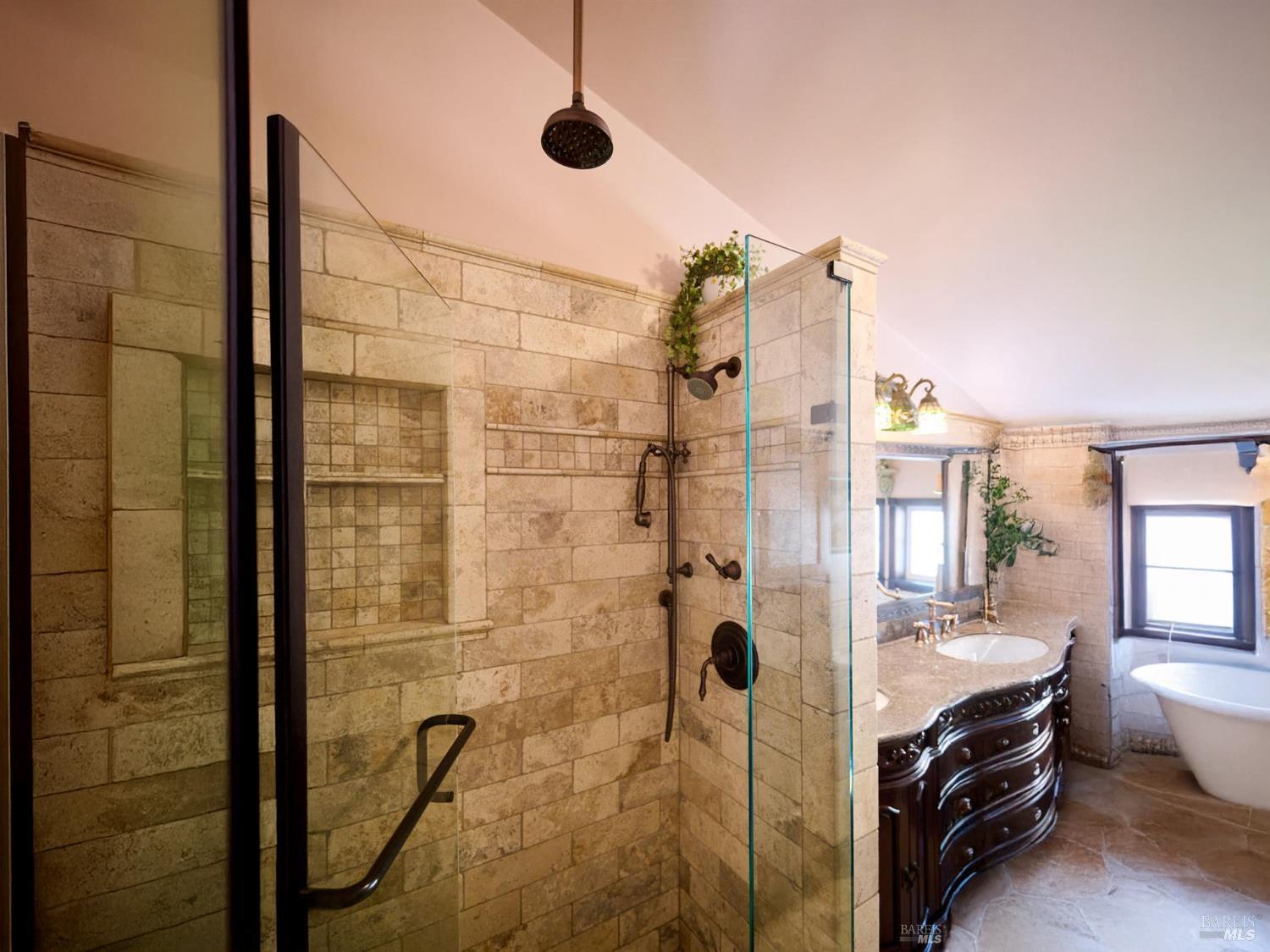 Detail Gallery Image 67 of 79 For 19400 Scenic Dr, Redwood Valley,  CA 95470 - 3 Beds | 2 Baths