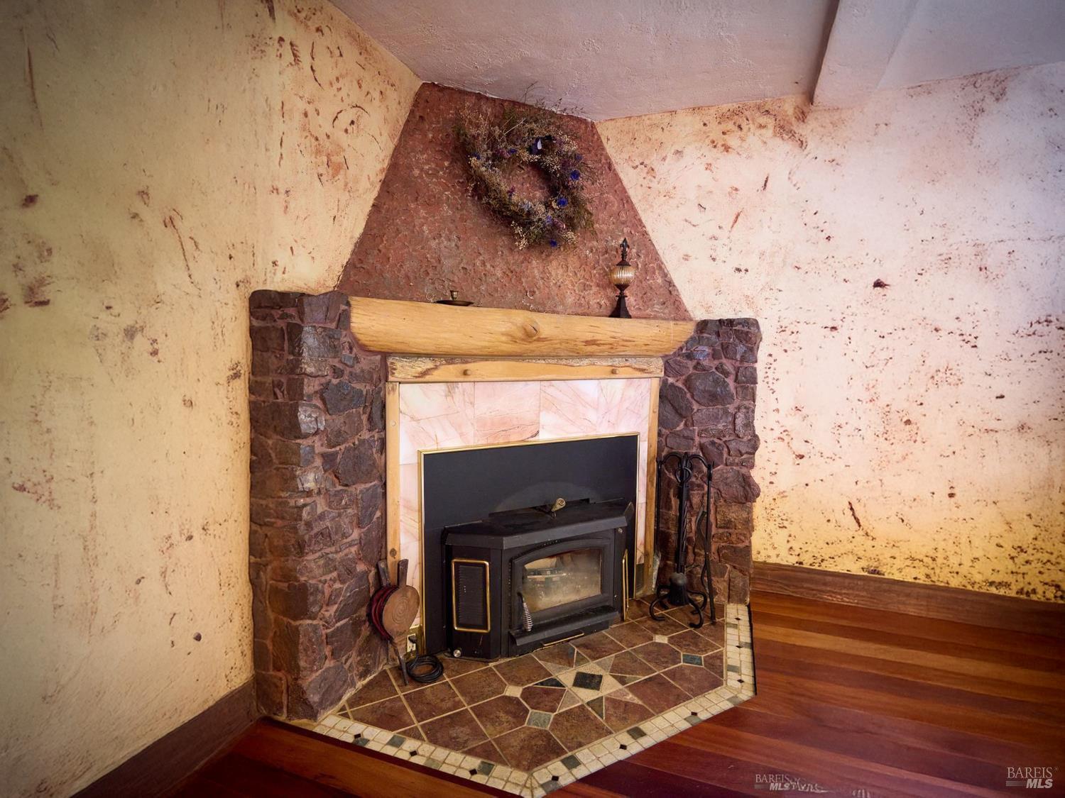 Detail Gallery Image 43 of 79 For 19400 Scenic Dr, Redwood Valley,  CA 95470 - 3 Beds | 2 Baths