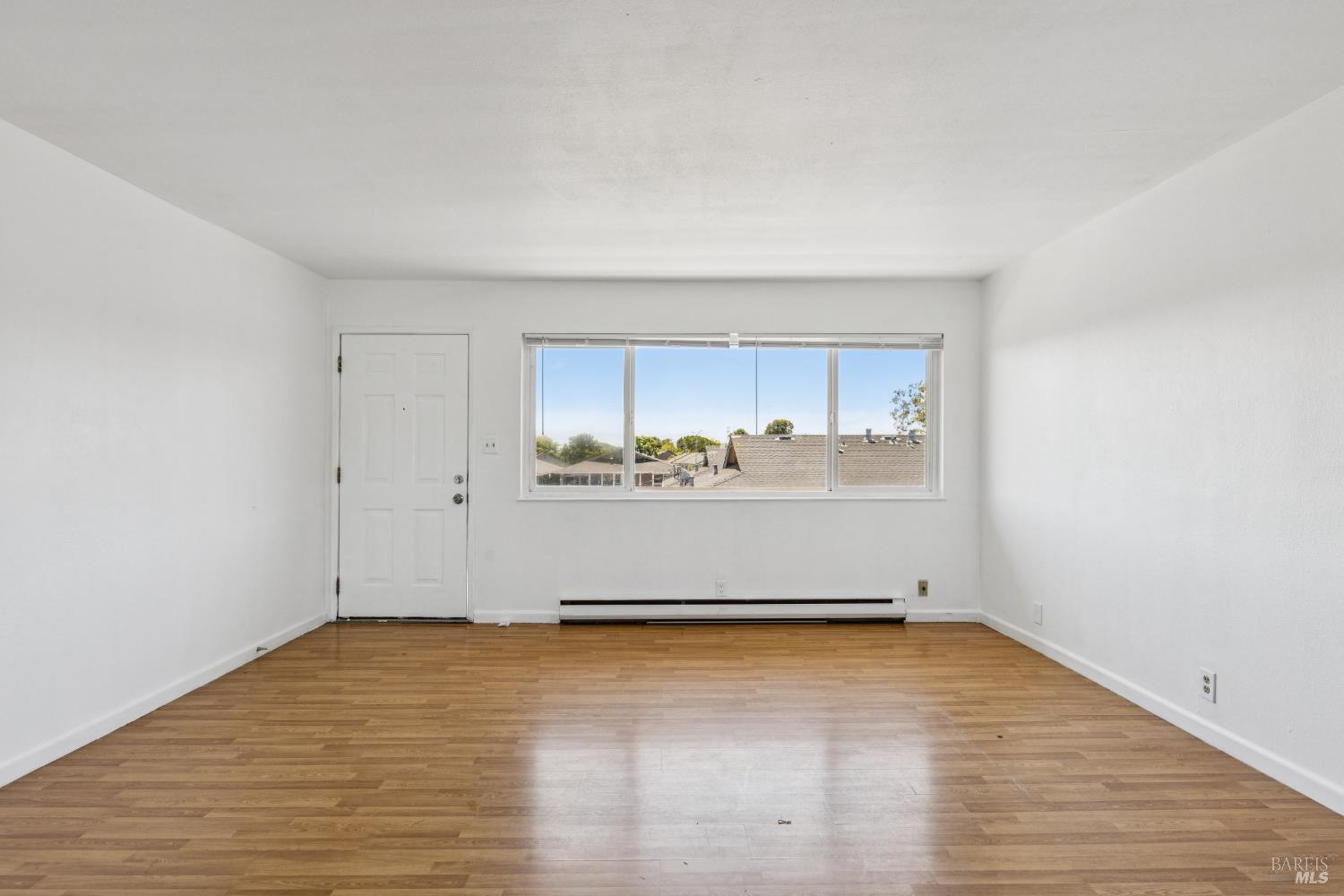 Detail Gallery Image 3 of 19 For 35 Fairfax St #26,  San Rafael,  CA 94901 - 2 Beds | 1 Baths
