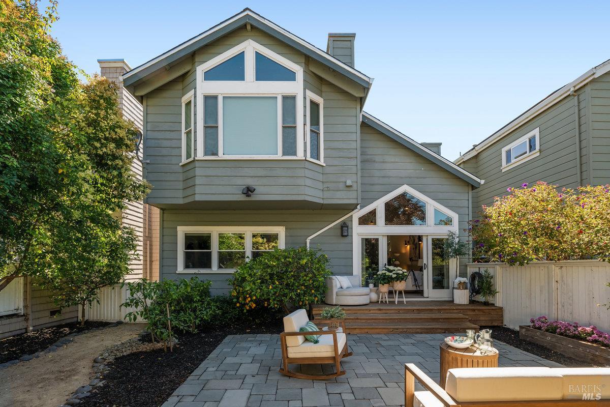 Detail Gallery Image 48 of 72 For 37 Elizabeth Cir, Greenbrae,  CA 94904 - 4 Beds | 2/1 Baths