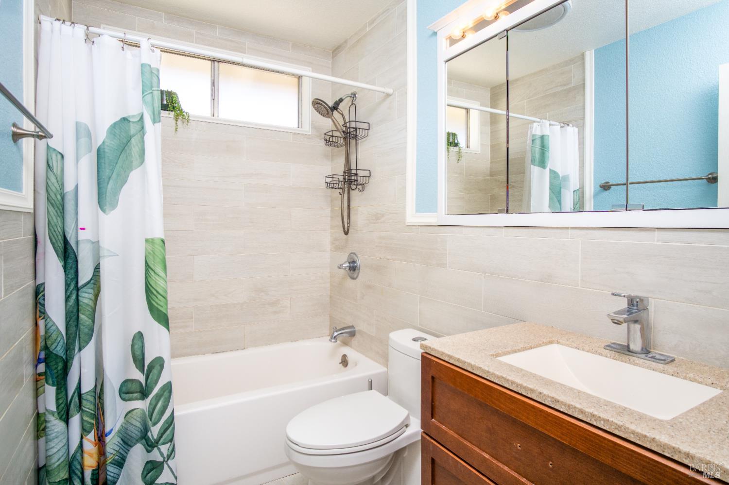 Detail Gallery Image 14 of 29 For 17 Shasta Dr, Rio Vista,  CA 94571 - 2 Beds | 1/1 Baths