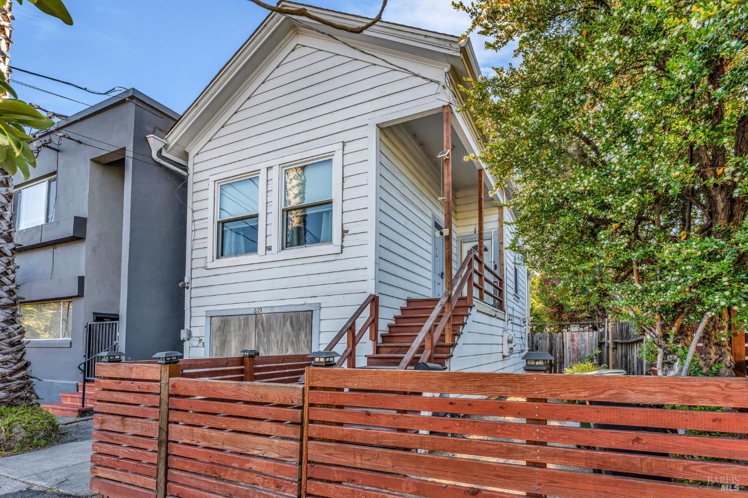 Detail Gallery Image 4 of 50 For 619 B St, San Rafael,  CA 94901 - 2 Beds | 1 Baths