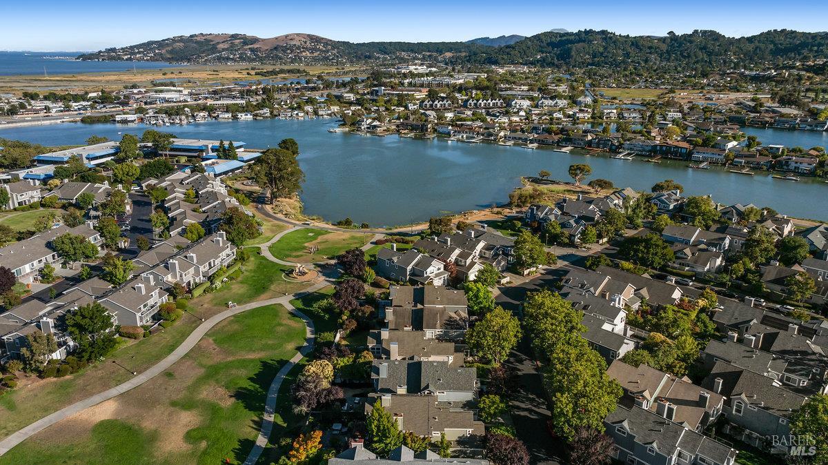 Detail Gallery Image 59 of 72 For 37 Elizabeth Cir, Greenbrae,  CA 94904 - 4 Beds | 2/1 Baths