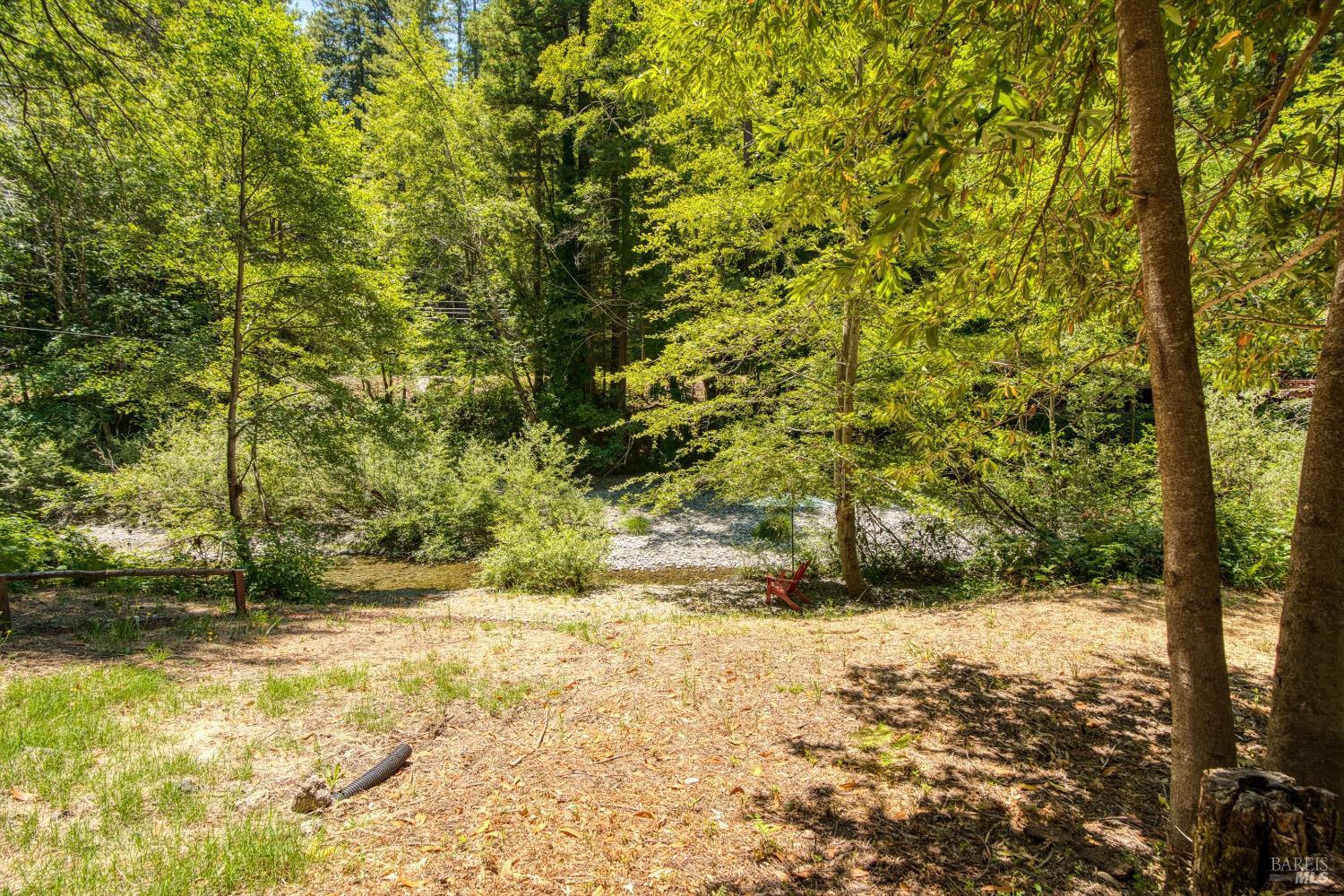 Detail Gallery Image 26 of 40 For 2 Wildwood Ln, Cazadero,  CA 95421 - 1 Beds | 2 Baths